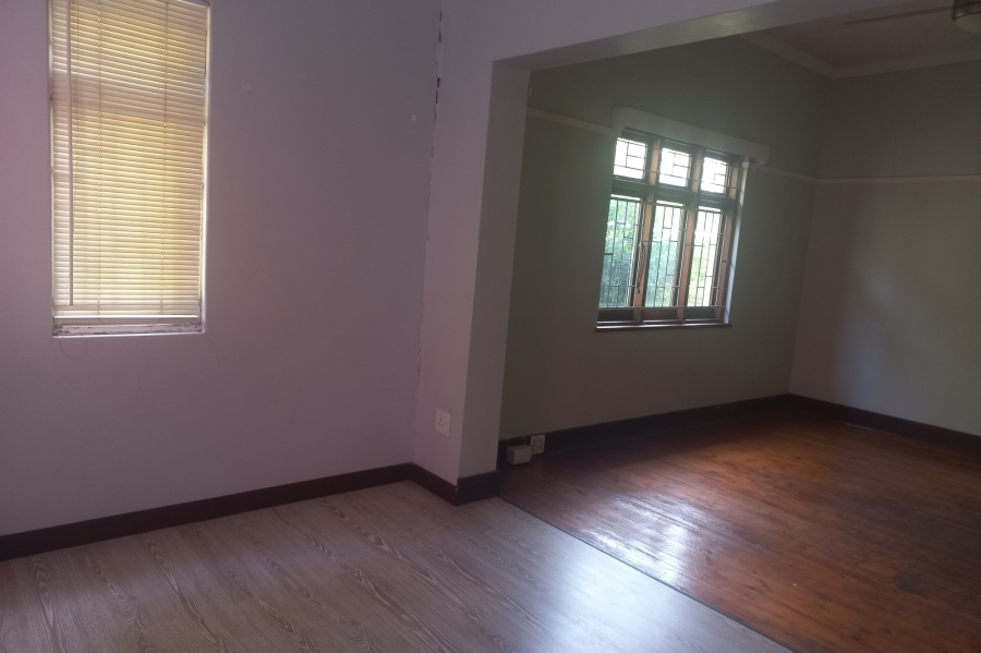 5 Bedroom Property for Sale in Scottsville KwaZulu-Natal