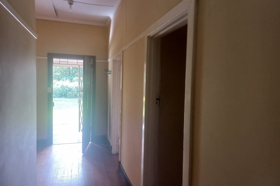 5 Bedroom Property for Sale in Scottsville KwaZulu-Natal