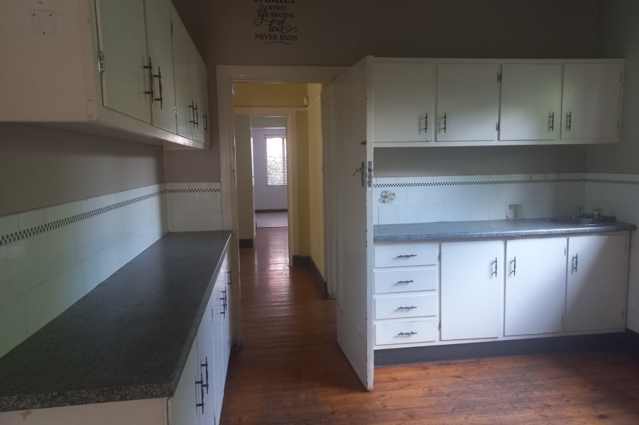 5 Bedroom Property for Sale in Scottsville KwaZulu-Natal