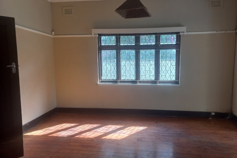 5 Bedroom Property for Sale in Scottsville KwaZulu-Natal