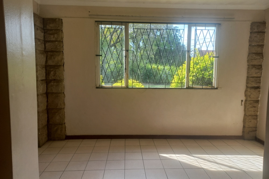 5 Bedroom Property for Sale in Scottsville KwaZulu-Natal