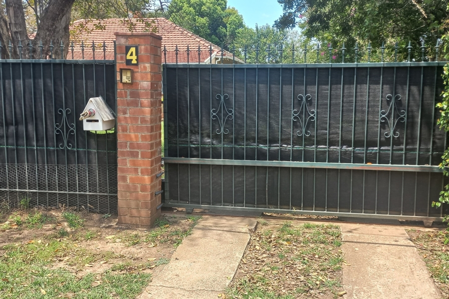 5 Bedroom Property for Sale in Scottsville KwaZulu-Natal