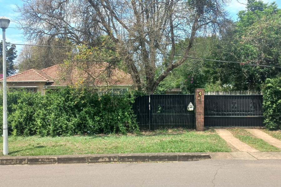 5 Bedroom Property for Sale in Scottsville KwaZulu-Natal