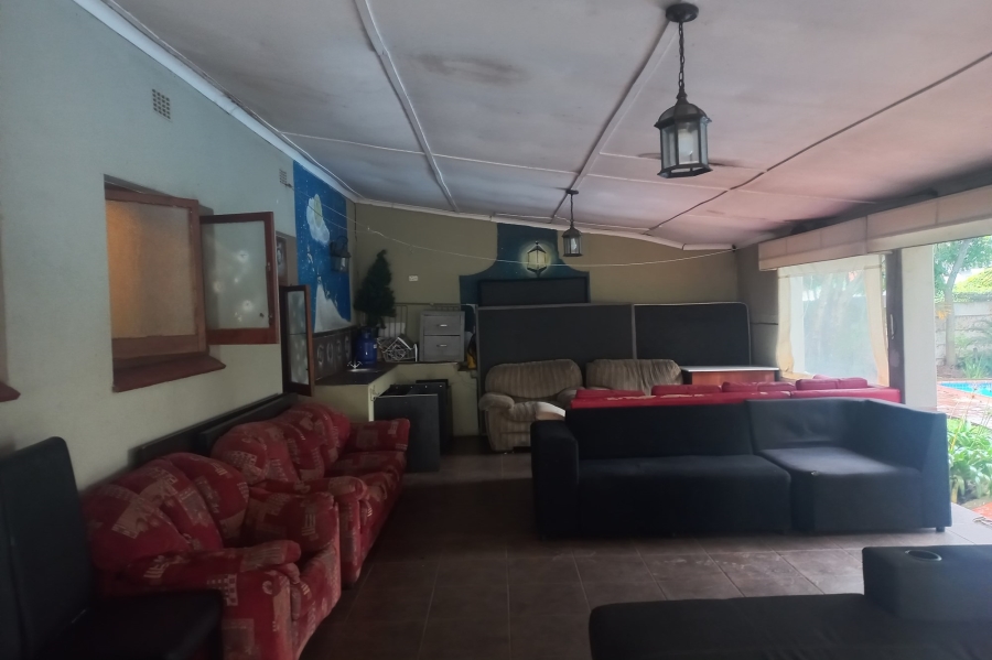 5 Bedroom Property for Sale in Scottsville KwaZulu-Natal