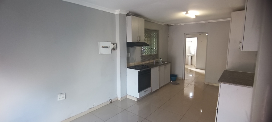 To Let 1 Bedroom Property for Rent in Bluff KwaZulu-Natal