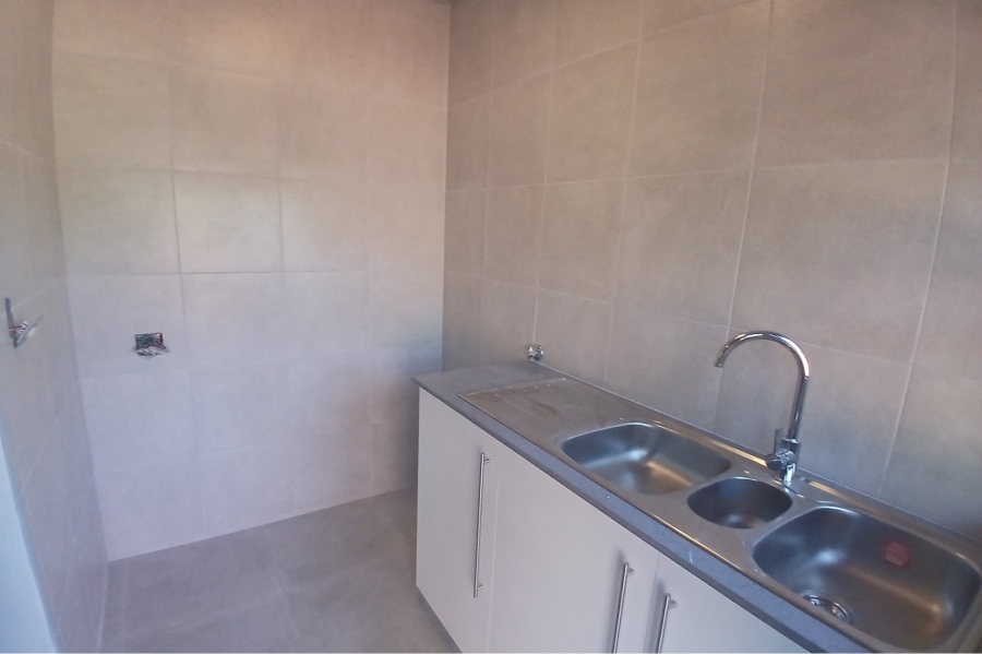 To Let 4 Bedroom Property for Rent in Ramsgate KwaZulu-Natal