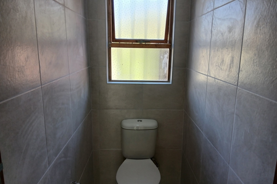 To Let 4 Bedroom Property for Rent in Ramsgate KwaZulu-Natal