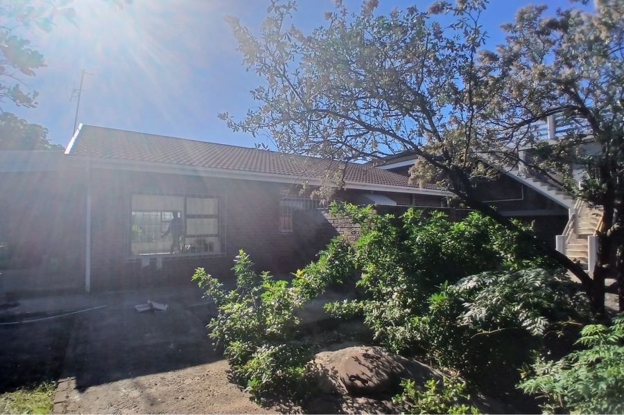 To Let 4 Bedroom Property for Rent in Ramsgate KwaZulu-Natal