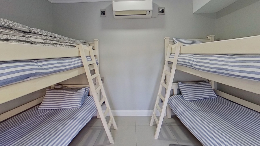 6 Bedroom Property for Sale in Tinley Manor KwaZulu-Natal