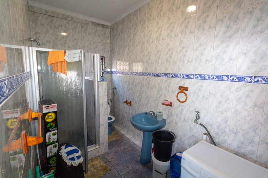 4 Bedroom Property for Sale in Brighton Beach KwaZulu-Natal