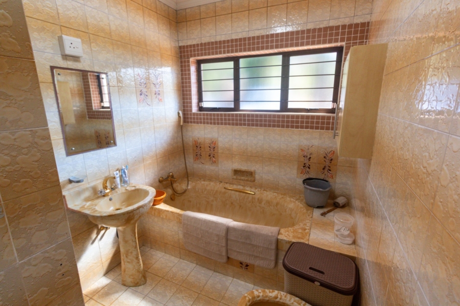 4 Bedroom Property for Sale in Brighton Beach KwaZulu-Natal