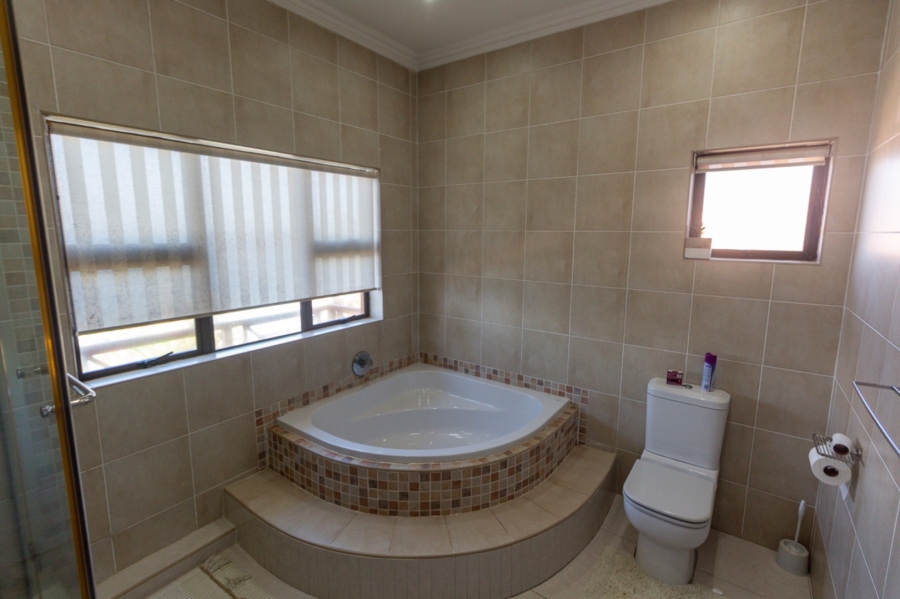 4 Bedroom Property for Sale in Brighton Beach KwaZulu-Natal