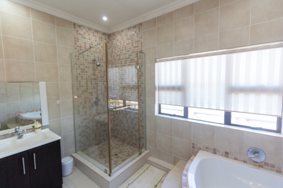 4 Bedroom Property for Sale in Brighton Beach KwaZulu-Natal