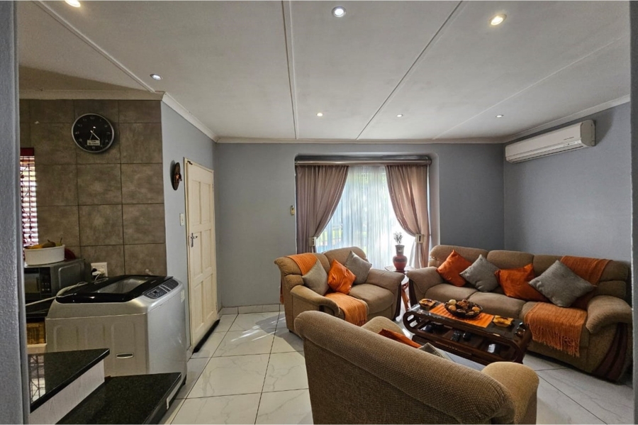 2 Bedroom Property for Sale in Lincoln Meade KwaZulu-Natal