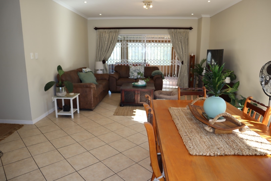 To Let 3 Bedroom Property for Rent in Assagay KwaZulu-Natal