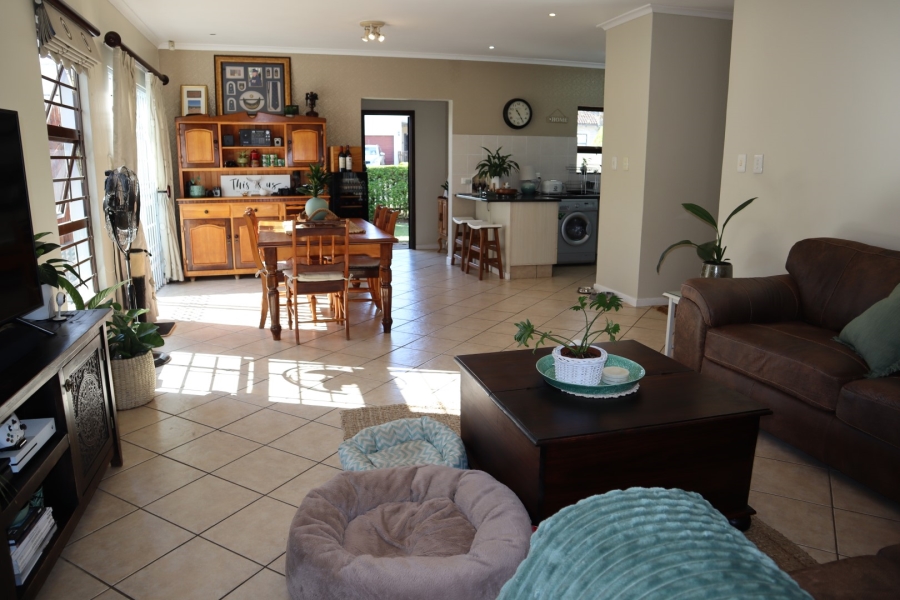To Let 3 Bedroom Property for Rent in Assagay KwaZulu-Natal
