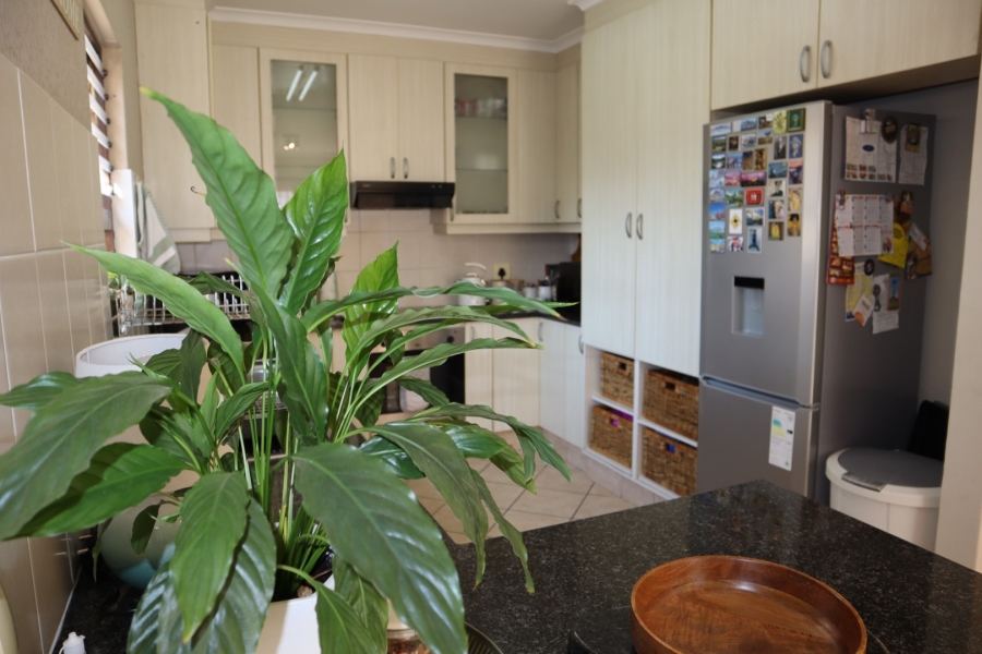 To Let 3 Bedroom Property for Rent in Assagay KwaZulu-Natal