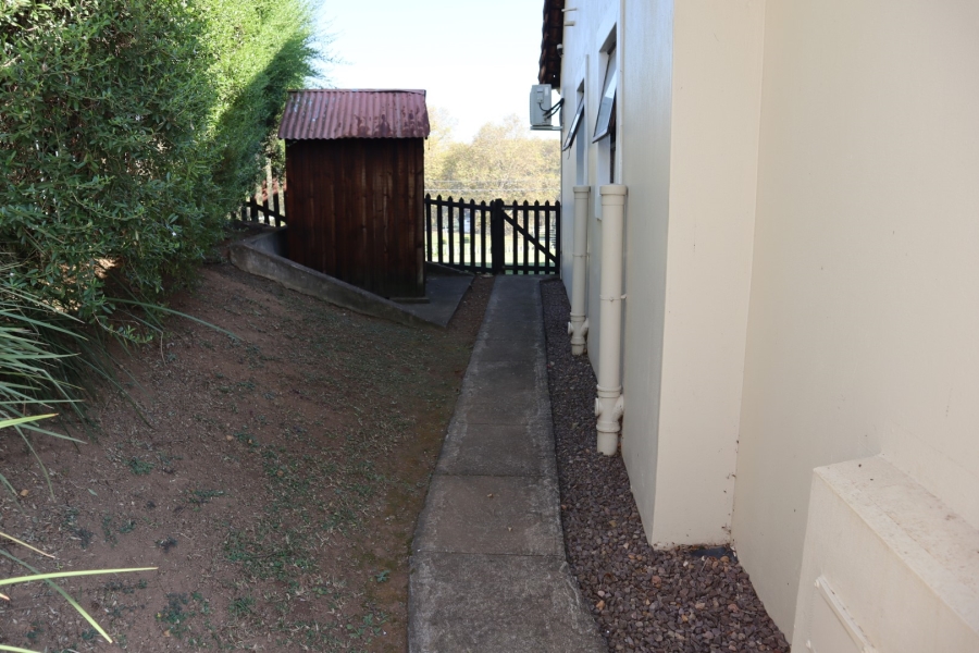 To Let 3 Bedroom Property for Rent in Assagay KwaZulu-Natal