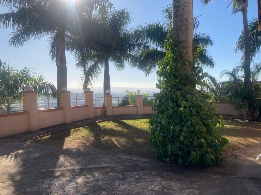 To Let 3 Bedroom Property for Rent in Avoca KwaZulu-Natal