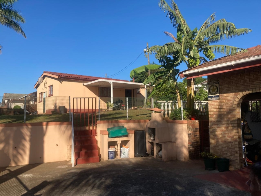 To Let 3 Bedroom Property for Rent in Avoca KwaZulu-Natal