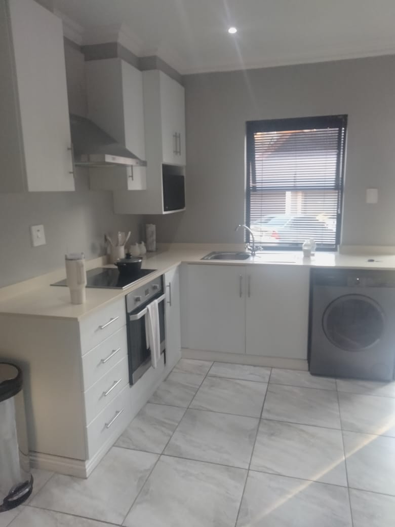 1 Bedroom Property for Sale in Izinga Estate KwaZulu-Natal