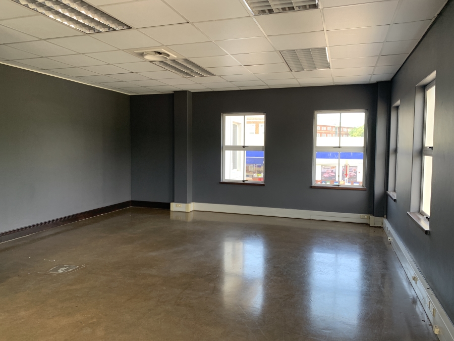 To Let commercial Property for Rent in Mount Edgecombe KwaZulu-Natal