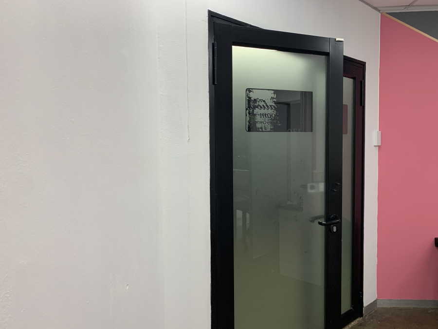 To Let commercial Property for Rent in Mount Edgecombe KwaZulu-Natal