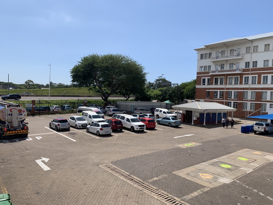 To Let commercial Property for Rent in Mount Edgecombe KwaZulu-Natal