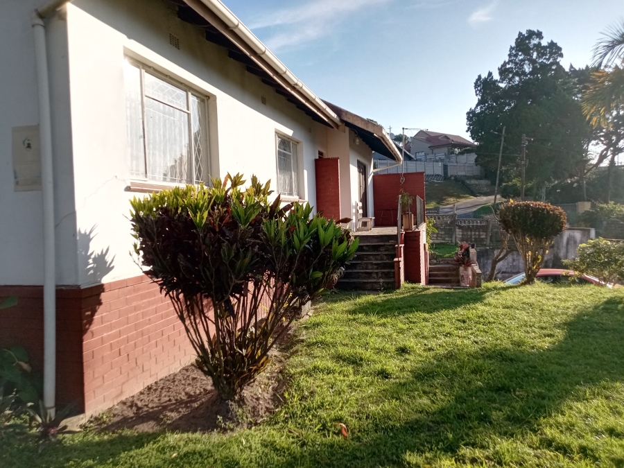 4 Bedroom Property for Sale in Mount Vernon KwaZulu-Natal
