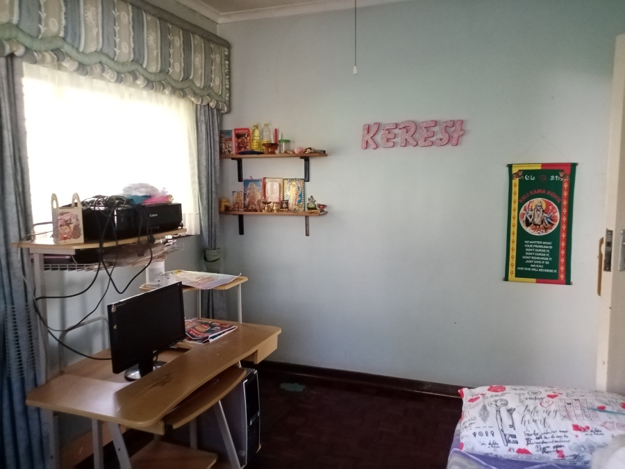 4 Bedroom Property for Sale in Mount Vernon KwaZulu-Natal