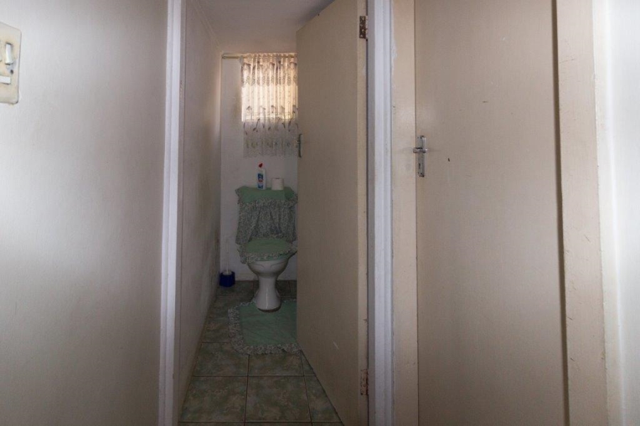 4 Bedroom Property for Sale in Mount Vernon KwaZulu-Natal