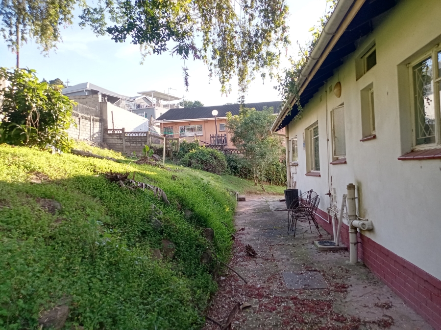 4 Bedroom Property for Sale in Mount Vernon KwaZulu-Natal