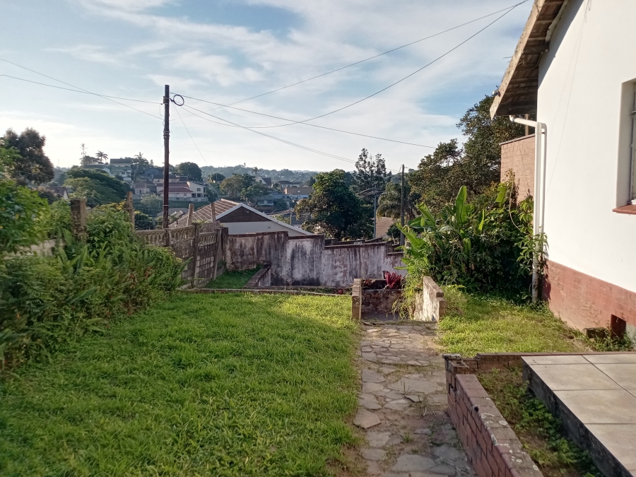4 Bedroom Property for Sale in Mount Vernon KwaZulu-Natal