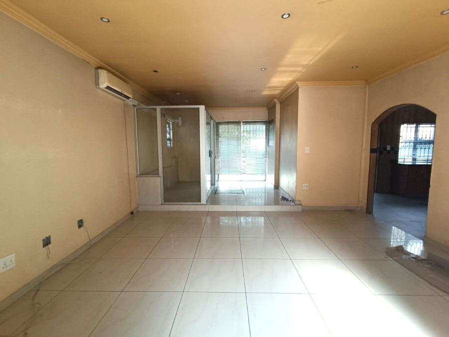 To Let 3 Bedroom Property for Rent in Veld En Vlei KwaZulu-Natal