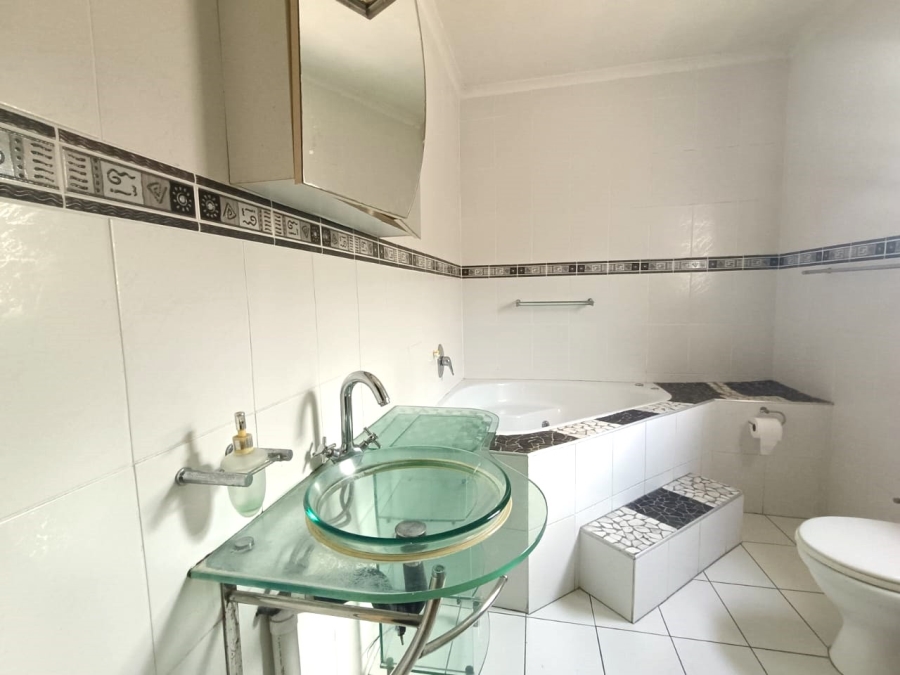 To Let 3 Bedroom Property for Rent in Veld En Vlei KwaZulu-Natal
