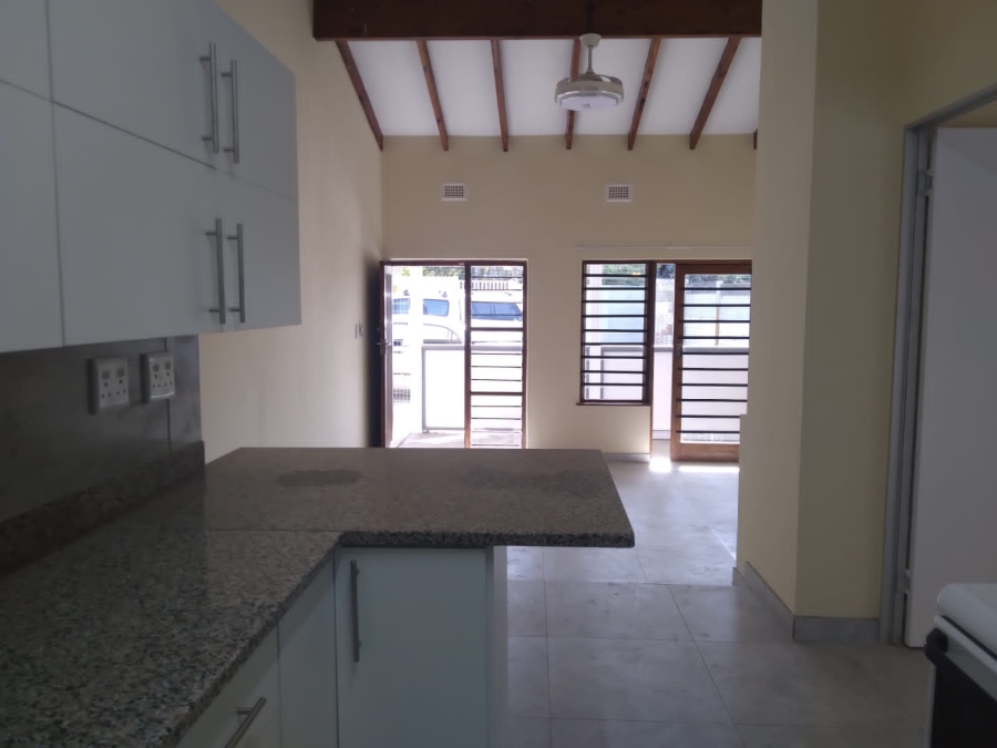 To Let 2 Bedroom Property for Rent in The Wolds KwaZulu-Natal