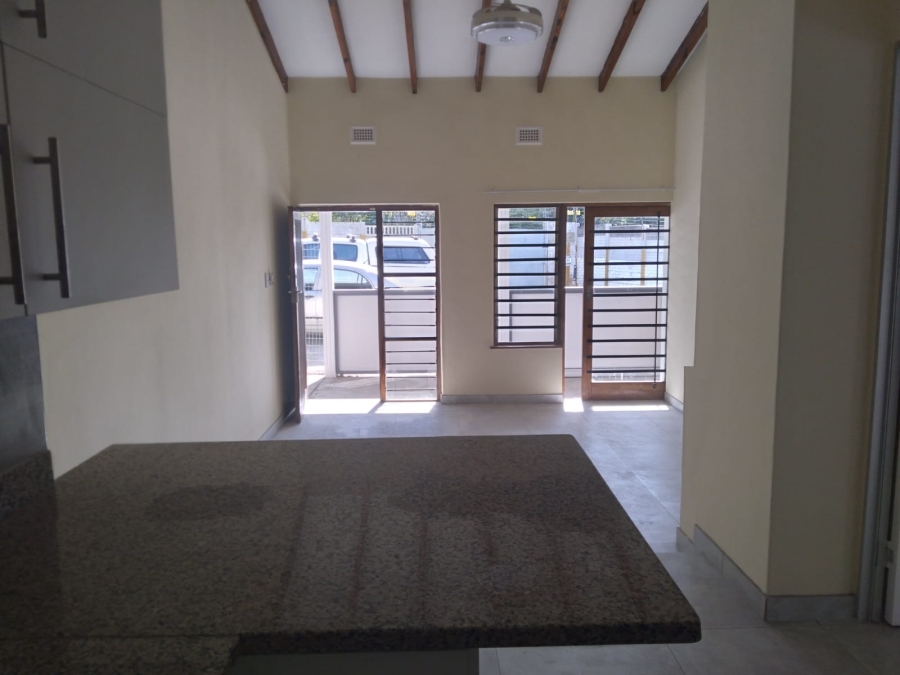 To Let 2 Bedroom Property for Rent in The Wolds KwaZulu-Natal