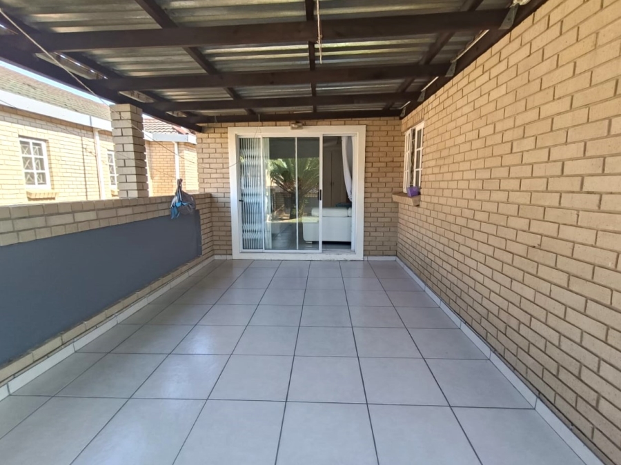 To Let 3 Bedroom Property for Rent in Meer En See KwaZulu-Natal
