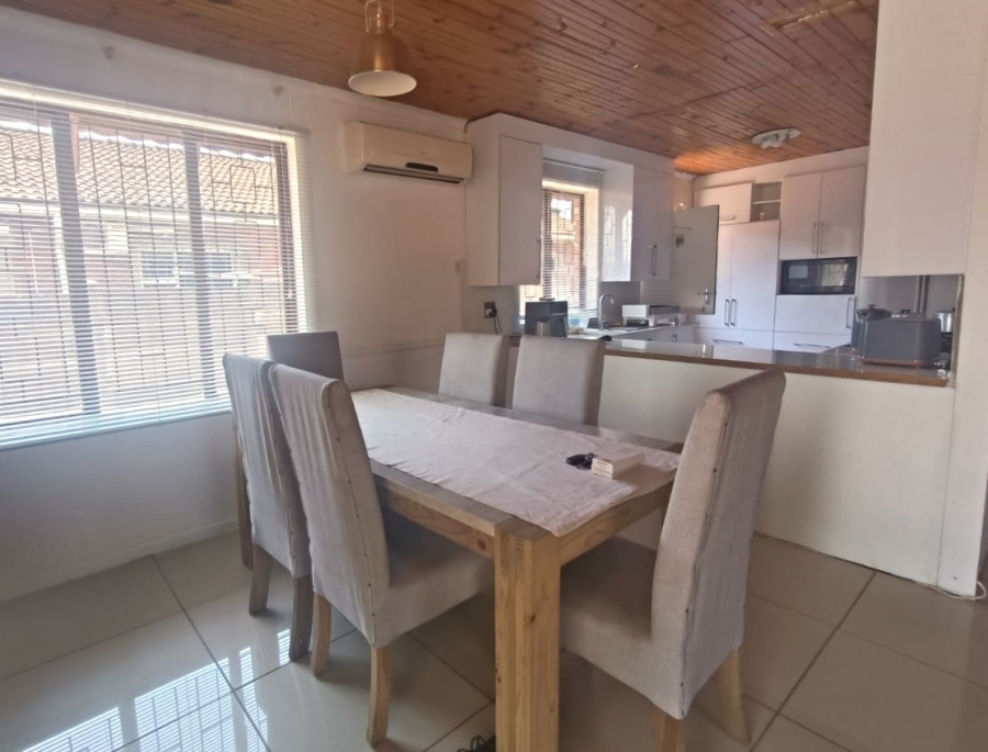 To Let 2 Bedroom Property for Rent in Birdswood KwaZulu-Natal