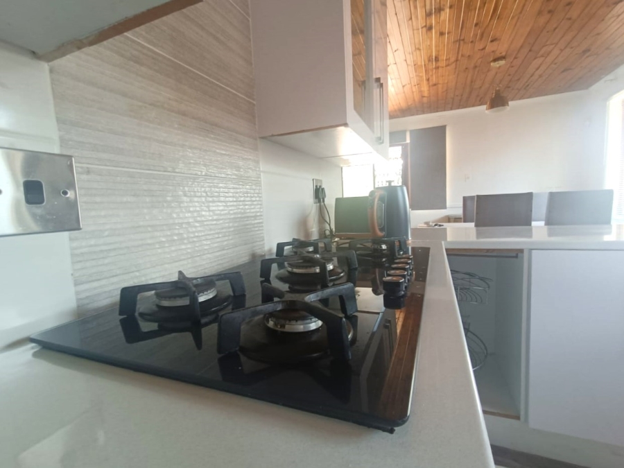 To Let 2 Bedroom Property for Rent in Birdswood KwaZulu-Natal