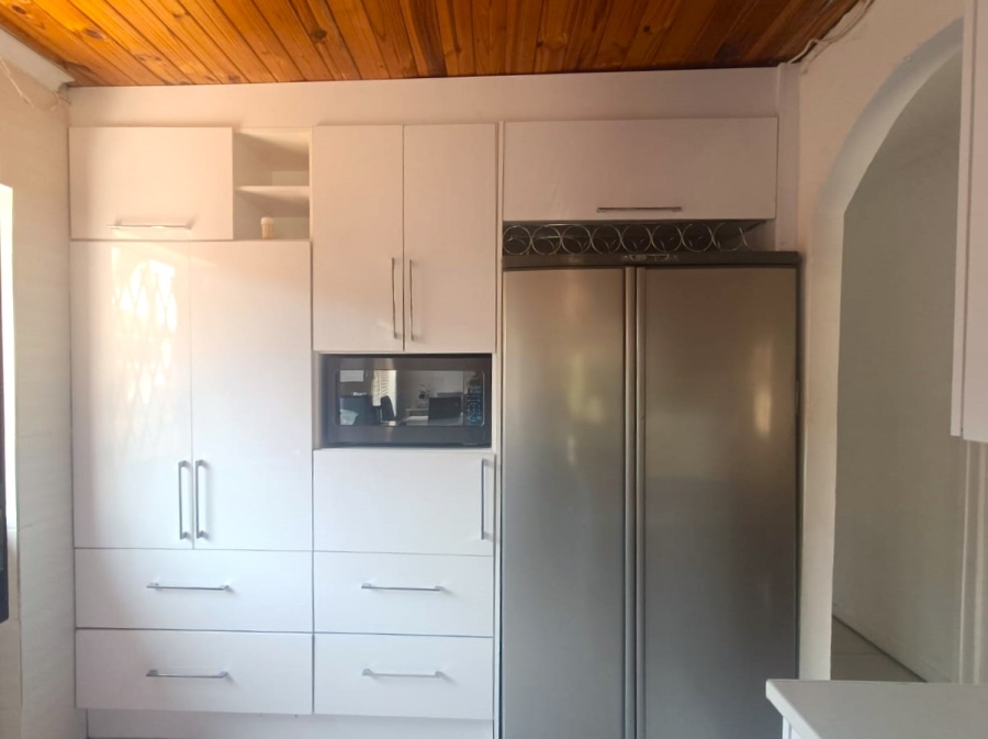To Let 2 Bedroom Property for Rent in Birdswood KwaZulu-Natal