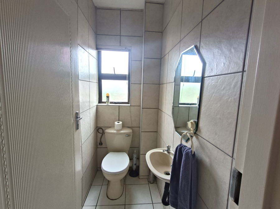 To Let 3 Bedroom Property for Rent in Meer En See KwaZulu-Natal