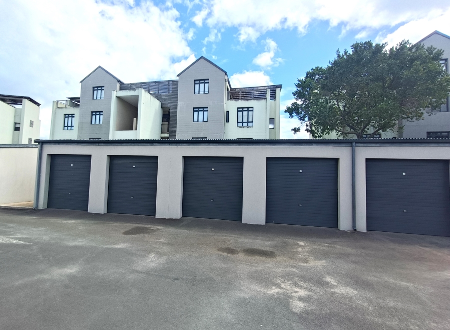 To Let 3 Bedroom Property for Rent in Mzingazi Golf Estate KwaZulu-Natal