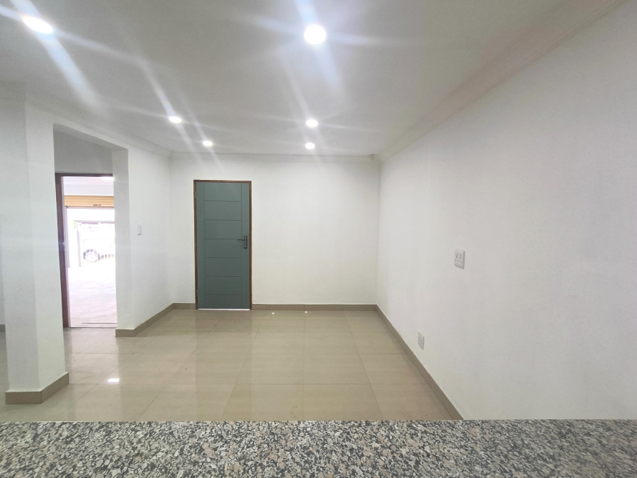 To Let 4 Bedroom Property for Rent in Brackenham KwaZulu-Natal