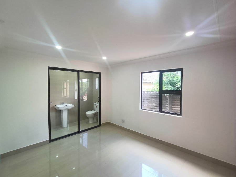 To Let 4 Bedroom Property for Rent in Brackenham KwaZulu-Natal