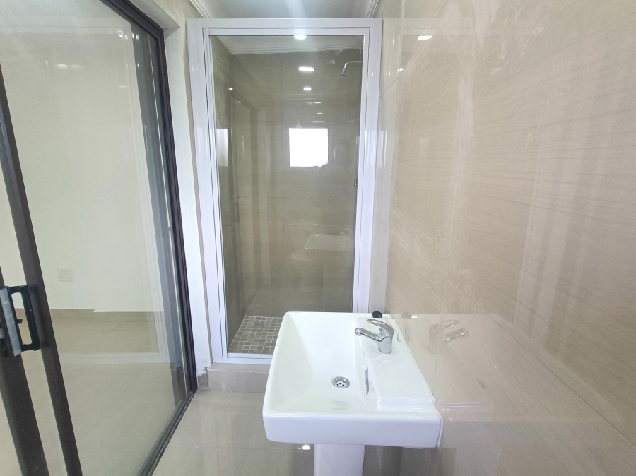 To Let 4 Bedroom Property for Rent in Brackenham KwaZulu-Natal