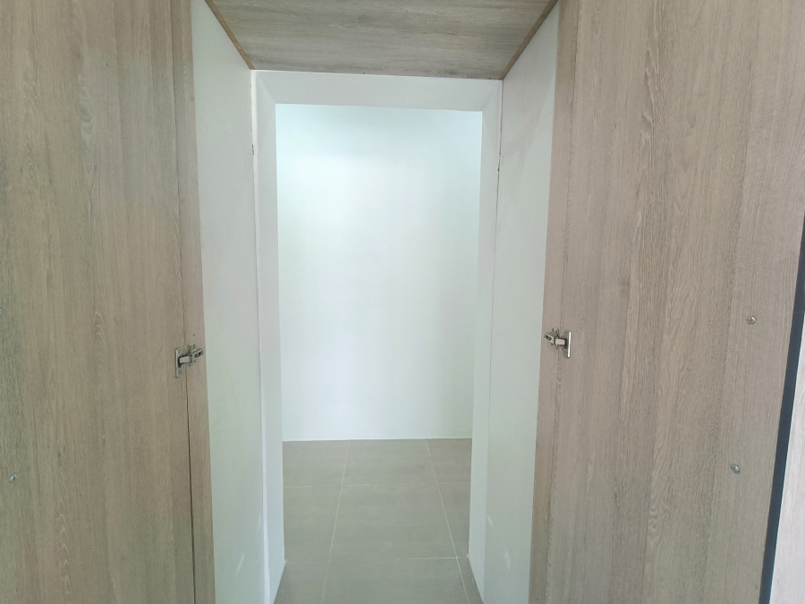 To Let 4 Bedroom Property for Rent in Brackenham KwaZulu-Natal