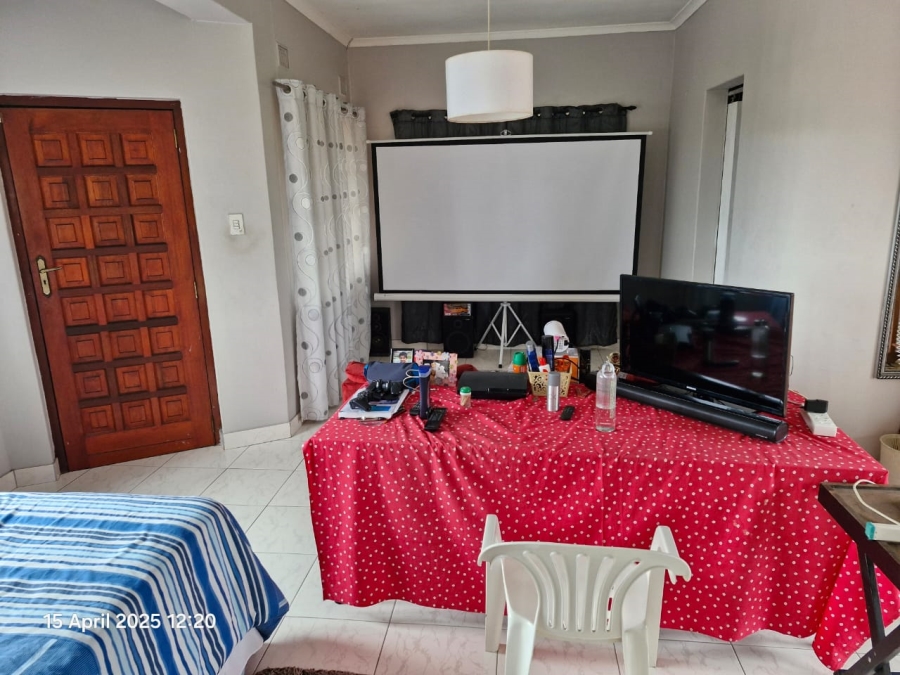 4 Bedroom Property for Sale in Shallcross KwaZulu-Natal
