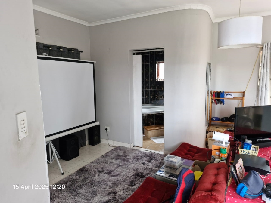 4 Bedroom Property for Sale in Shallcross KwaZulu-Natal