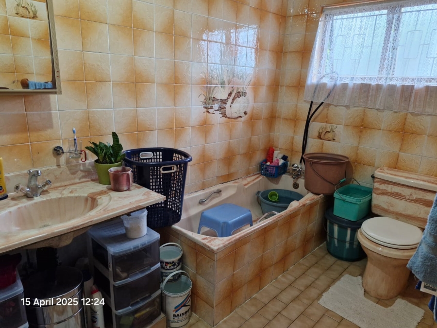 4 Bedroom Property for Sale in Shallcross KwaZulu-Natal